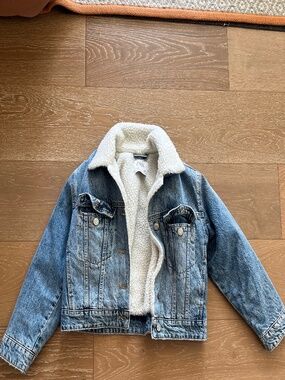 Zara Sherpa size 9